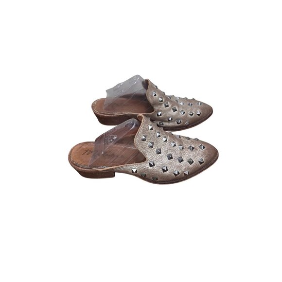 Matisse Metallic Studded Slip-On Mule Shoes Women's Size 8M Leather Upper - Picture 1 of 10